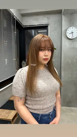 カラー taoka ayaのヘアスタイル