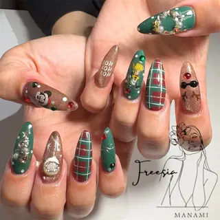 ネイル freesia Manamiのネイルデザイン