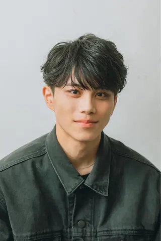 ショート パーマ メンズ 山崎 洋輔のヘアスタイル