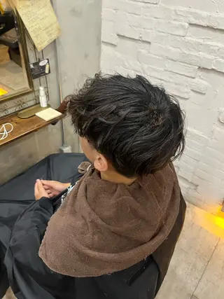 ミディアム 艶髪/ハイトーン/ ヘアセット/モエノのヘアスタイル