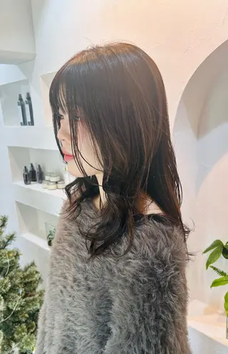 セミロング 透明感カラー 龍星のヘアスタイル