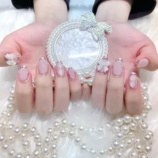 ネイル Go  Today シェアサロン 新宿Gratia店所属・杉山 栞のネイルデザイン