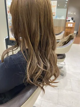ロング カラー 透明感カラー🩵 Arisaのヘアスタイル