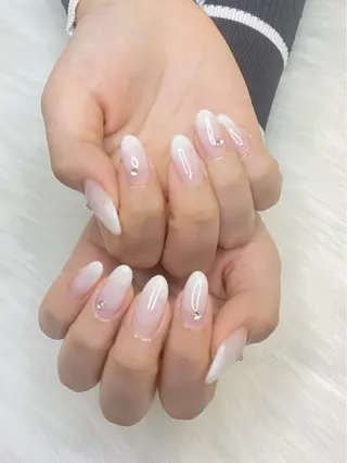 ネイル アイズ渋谷店所属・アイズ~is~渋谷店 hiyo🐈‍⬛のネイルデザイン