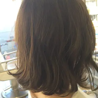 ミディアム カラー 西村 ようこのヘアスタイル