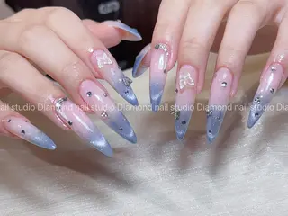 ネイル Diamond 🧚🏻♀️のネイルデザイン