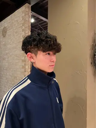ショート パーマ メンズ 西井 ひなのヘアスタイル