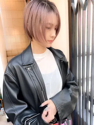 ショート 小顔ボブ jilblanカホのヘアスタイル