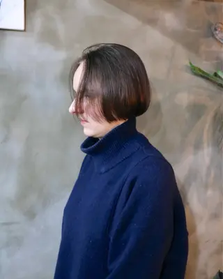 ミディアム 木村陸弥 透明感/ 赤み消し/オリーブのヘアスタイル