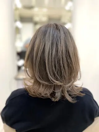 ミディアム カラー salowin suite 柏所属・髪質改善特化 専門美容師オクダ♂のヘアスタイル