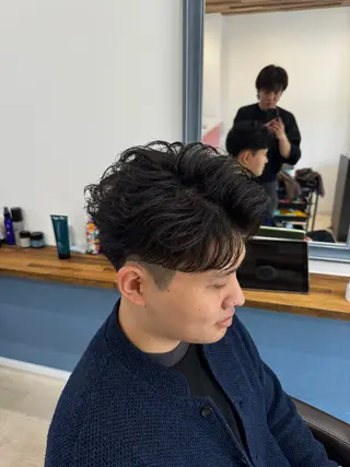 ショート パーマ メンズ iLo highlight NARITA所属・髙橋 悠也 ／メンズ特化のヘアスタイル