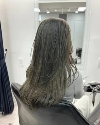 セミロング カラー INTRO.by Fi-Ne所属・韓国ヘア 店長NEGIのヘアスタイル