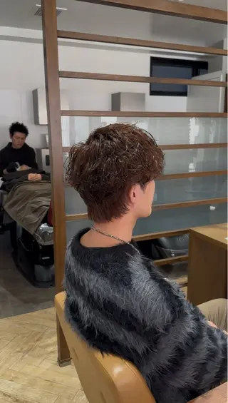 ショート メンズ メンズ特化/フェザー パーマ 和哉のヘアスタイル