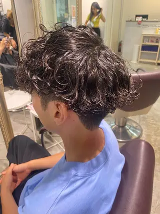 ショート パーマ メンズ パーマ特化/フェザー パーマシャドウ/真生のヘアスタイル