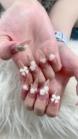 ネイル 菲菲ネイルサロン所属・FF フィフィネイルサロンのネイルデザイン