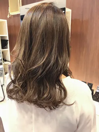 セミロング カラー ✨楠木 愛理✨のヘアスタイル
