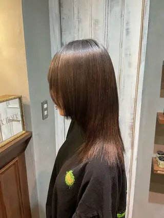 セミロング カラー saya 🧸 カット/縮毛矯正のヘアスタイル