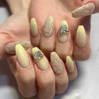 ネイル 野々山 亜美のネイルデザイン