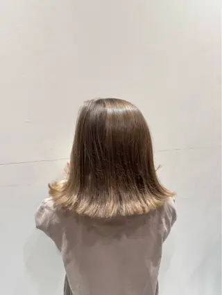 ミディアム アベ ホノカのヘアスタイル