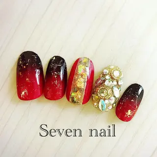 ネイル 名倉 なな子のネイルデザイン