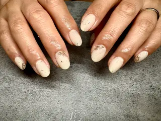 ネイル 平井 唯のネイルデザイン