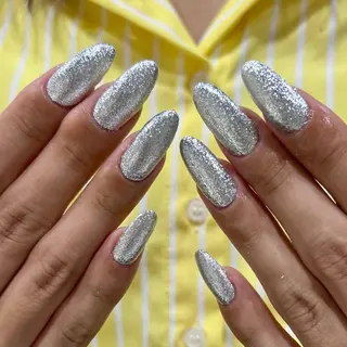 ネイル Allure 小山店 結咲(ゆいさ)のネイルデザイン