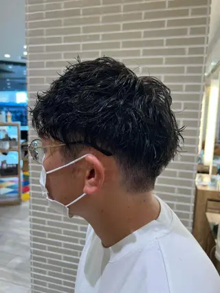 パーマ メンズ 赤本悠斗波巻きパーマ メンズパーマのヘアスタイル