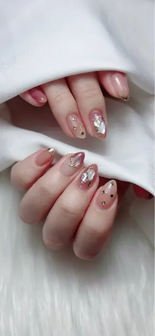 ネイル Nhit Nailsのネイルデザイン