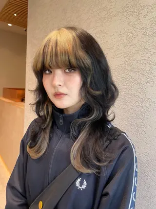 セミロング ブリーチ🌟リタッチ 🎠KANON🎡のヘアスタイル