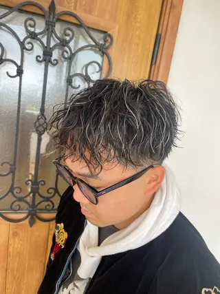 カラー LA BELLA所属・LA BELLA マリナのヘアスタイル