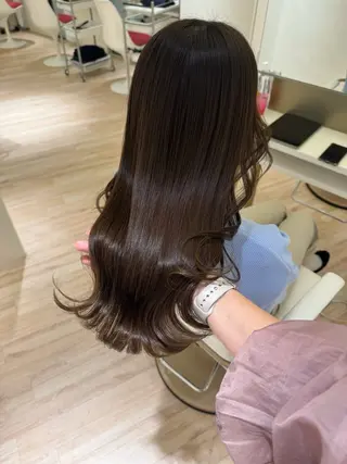 ロング カラー ParveMix 岡本えりかのヘアスタイル