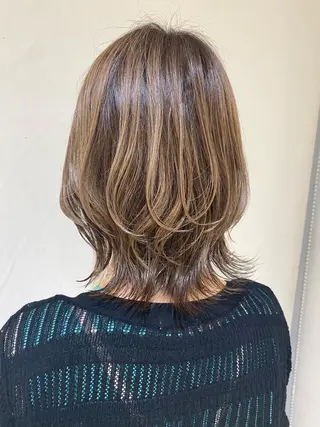 ミディアム カラー 🩵波巻き/ツイスパ HARU💎のヘアスタイル