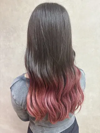 ロング カラー トウダ リリカのヘアスタイル