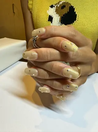 ネイル 濱岡 咲のネイルデザイン