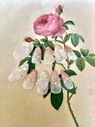 ネイル nail salon Berry所属・前田 りかのネイルデザイン