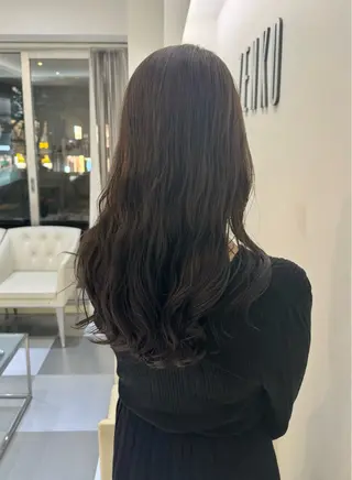 ロング カラー パーマ コテ巻き風パーマ/ キミシマカイトのヘアスタイル