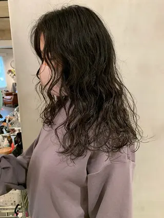 ロング パーマ アンニュイヘア🪽 ayumiのヘアスタイル