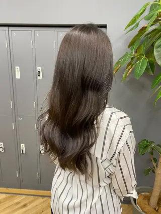 ロング 苗代萌/ぷるツヤ髪 🫧／レイヤーカットのヘアスタイル
