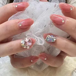 ネイル へぜリヒ ·もものネイルデザイン