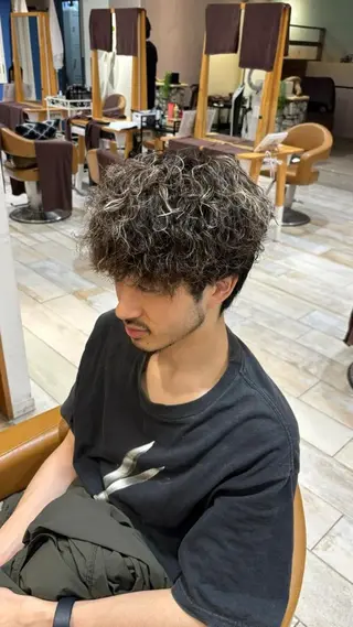 ショート パーマ メンズ EARTH三鷹 KOKOROのヘアスタイル