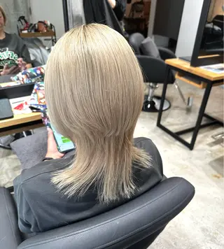 ミディアム カラー ✨髪質改善/ブリーチ /ショート高山のヘアスタイル