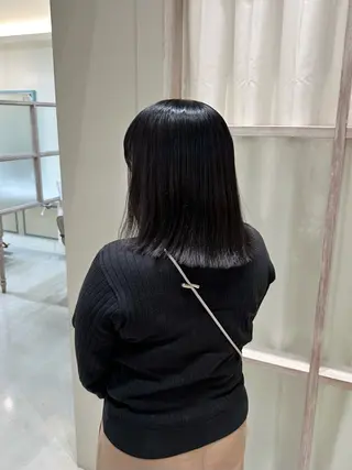 ミディアム N,SOL / 岩上 新大のヘアスタイル