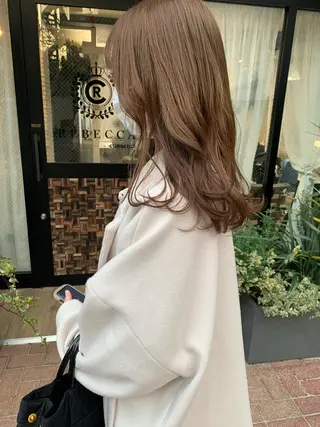 セミロング カラー レイヤー/顔周り /AKARIのヘアスタイル