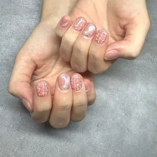 ネイル un Riche新宿 Hasuikeのネイルデザイン