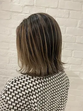 ロング 🍀透明感抜群🍀/ ハイトーンカラーのヘアスタイル