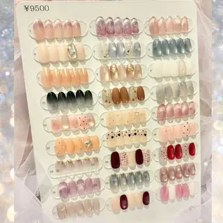 ネイル mofie🤍ユミ/ 恵比寿/パラジェルのネイルデザイン