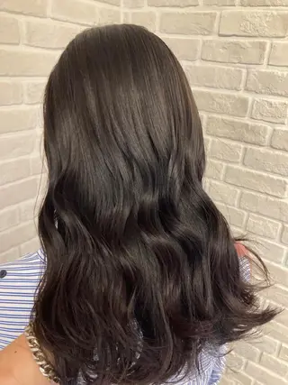 ミディアム ブリーチしたのに 色持ち1.5ヶ月のヘアスタイル