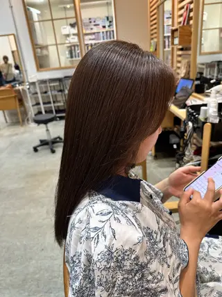 カラー 小林 雪乃のヘアスタイル