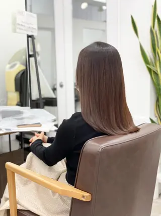 セミロング ハイライト&曲がる 縮毛矯正特化 玉置のヘアスタイル