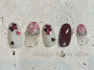ネイル 糀屋 彩奈のネイルデザイン